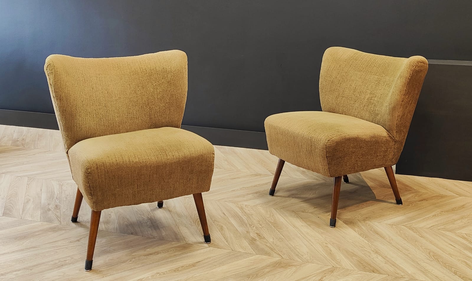 Two Mid Century cocktail chairs | Vintage - set of 2 armchairs