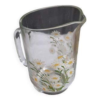 Daisy carafe