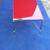 Table basse en laiton plateau en verre rouge
