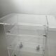 Dessert meuble TV Plexiglas David Lange