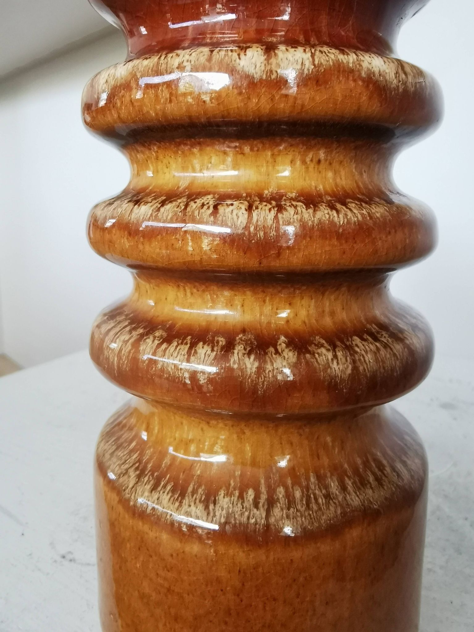 Vase vintage en céramique : poterie ouest-allemande des années 1970