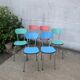 Paire de chaises en formica