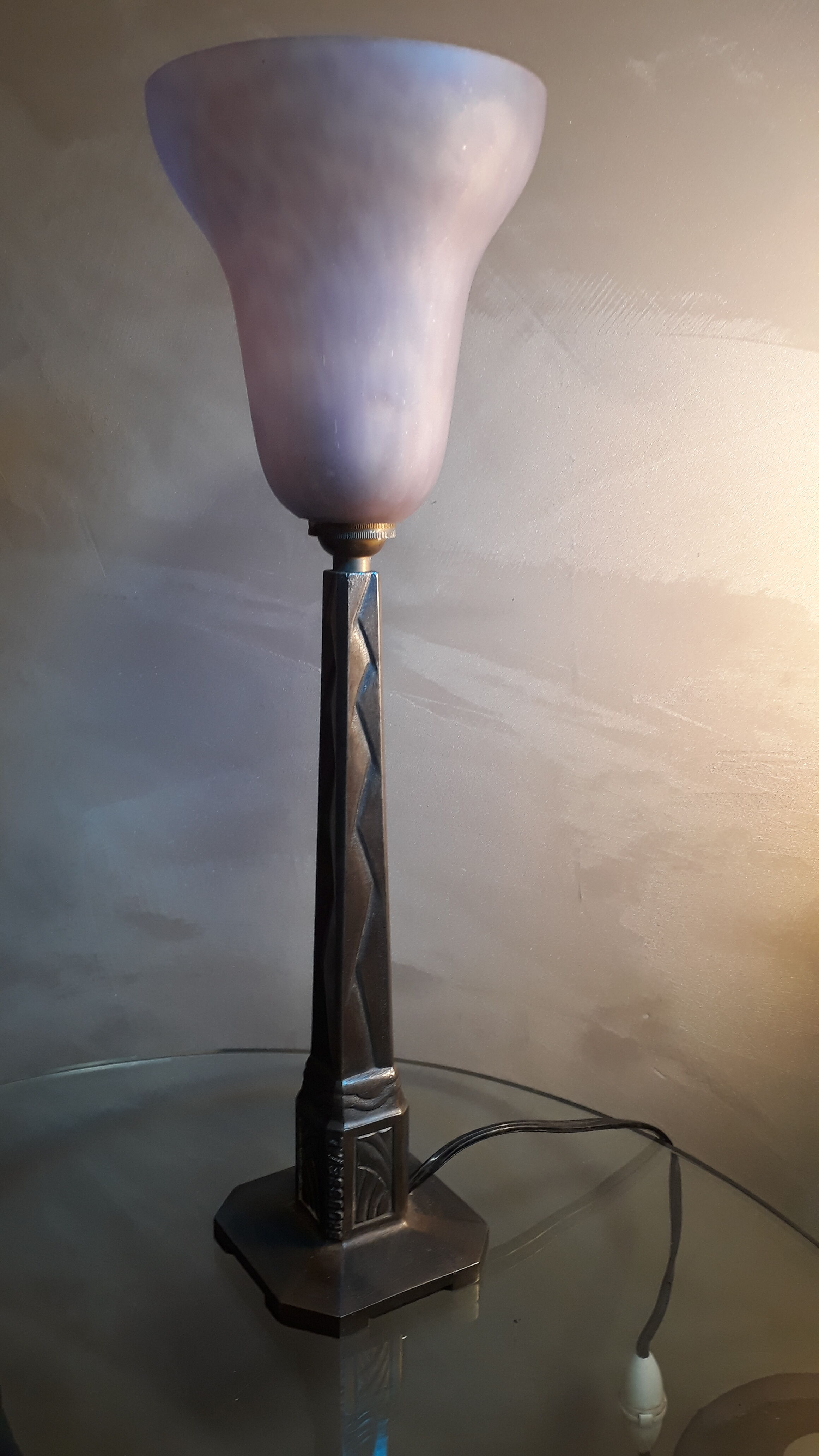 1920 steel cast iron lamp sign of bush house and tulip muller and brother not sign