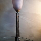 Lampe fonte d'acier 1920  signé de la maison Brousseval  et tulipe muller et frere non signe