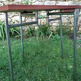 Foldable formica table