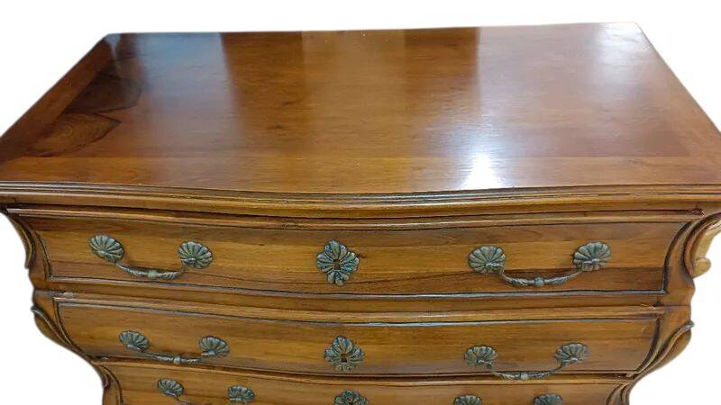 Louis XV style chest of drawers from Bordeaux, 20th century