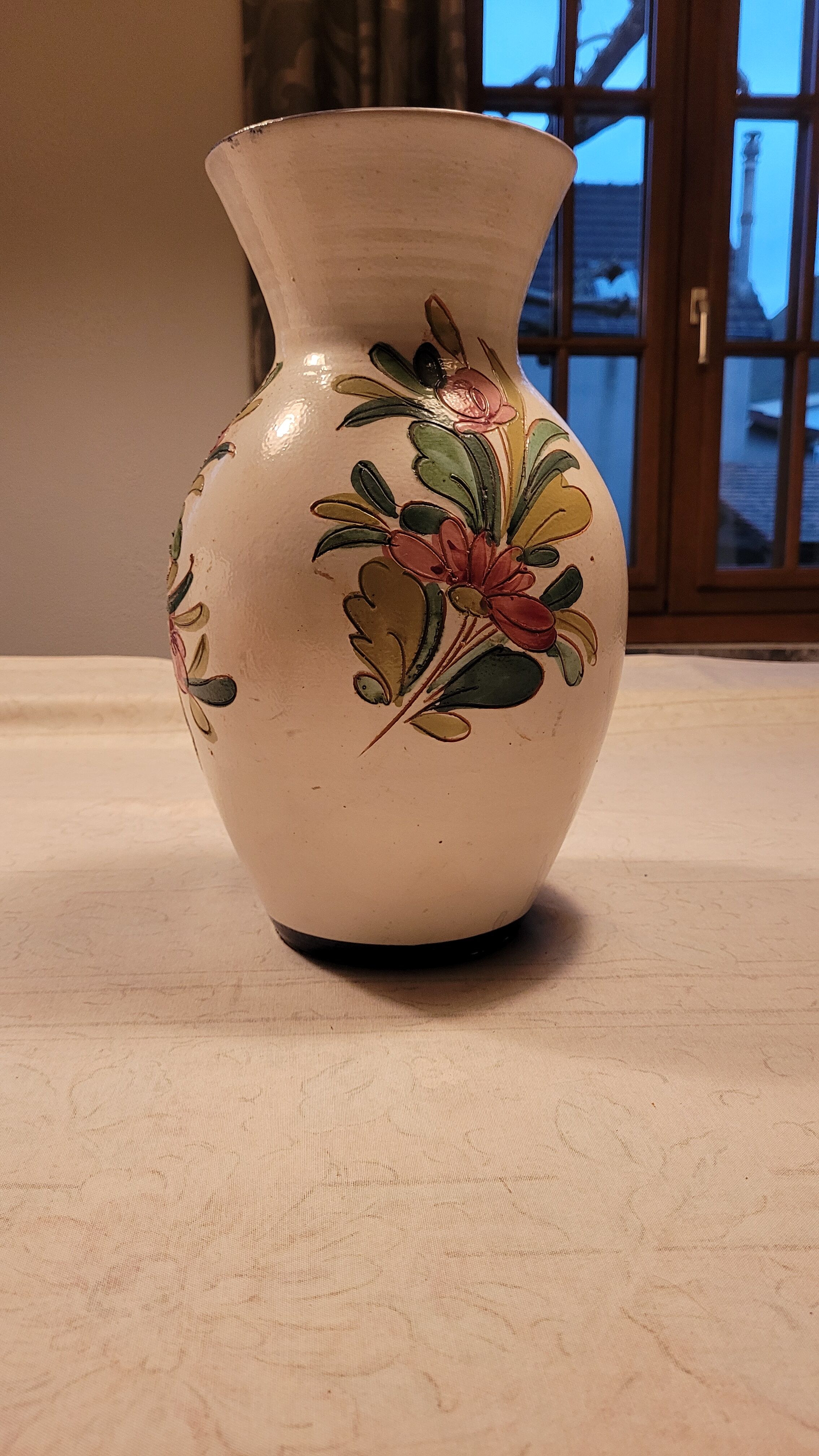 Flower vase