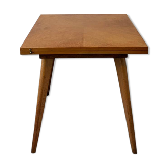 Vintage extendable portfolio table