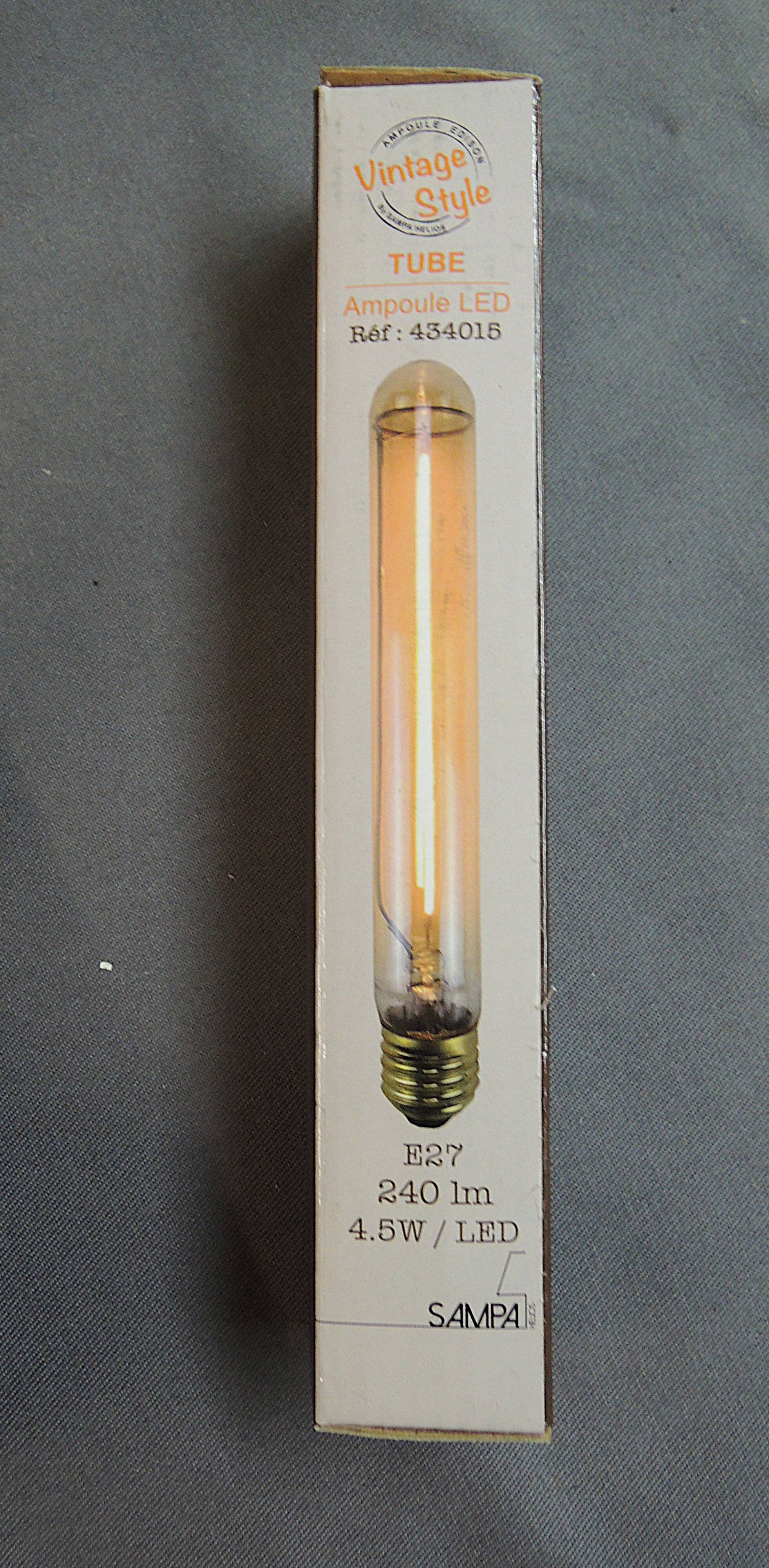 Industrial style pendant light