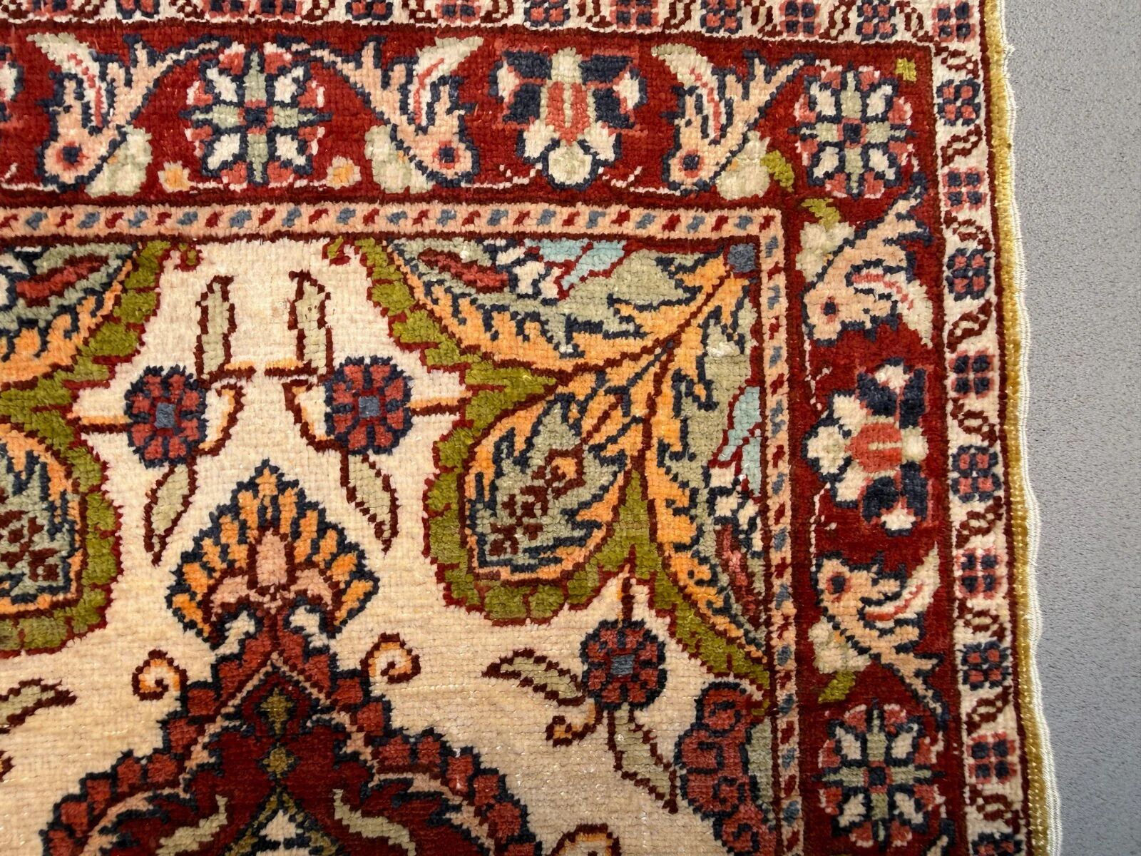 Fine Turkish Hereke silk rug 37x55 cm vintage ivory floral medallion 2540