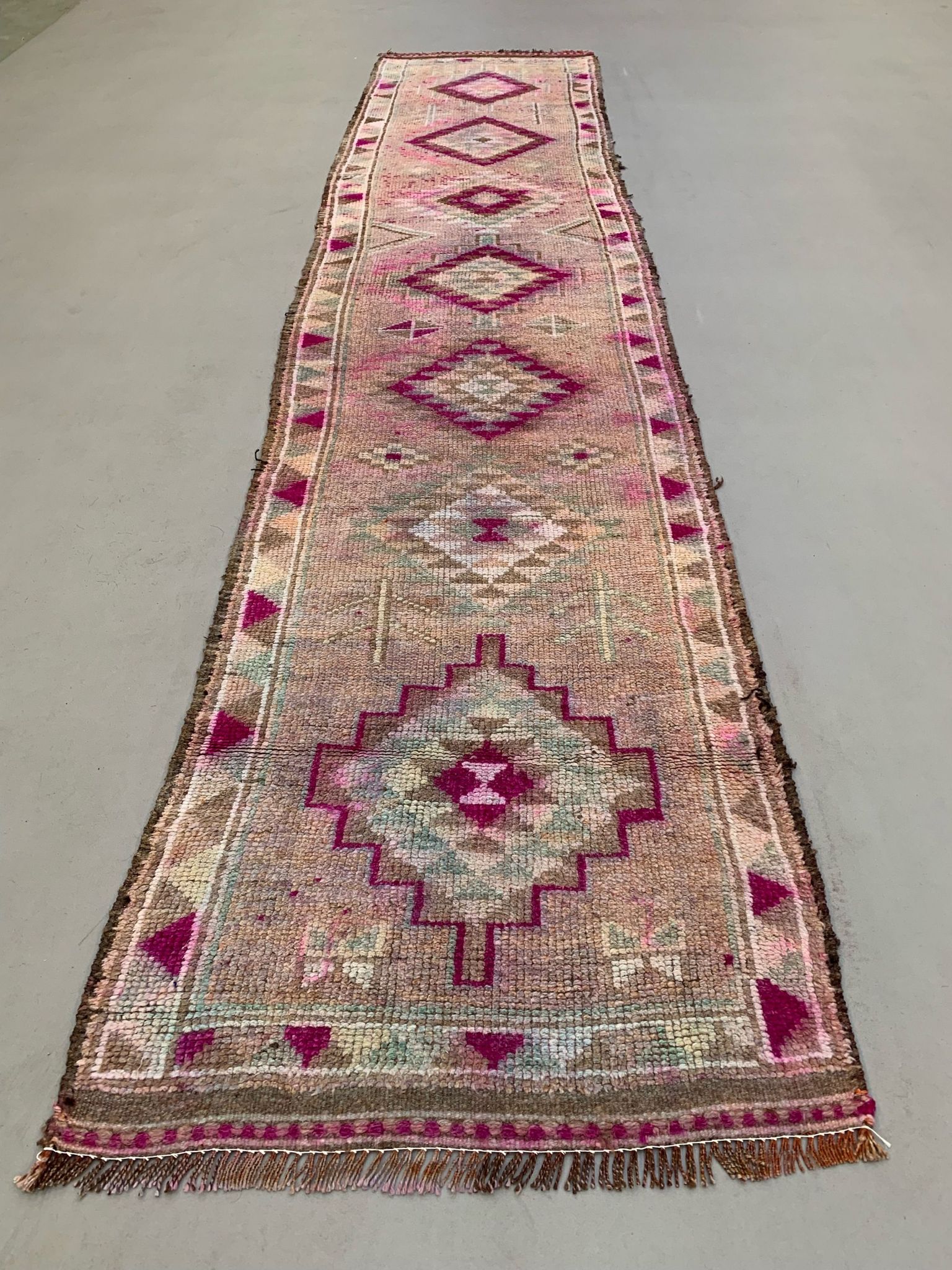 Vintage turkish runner 391x87cm