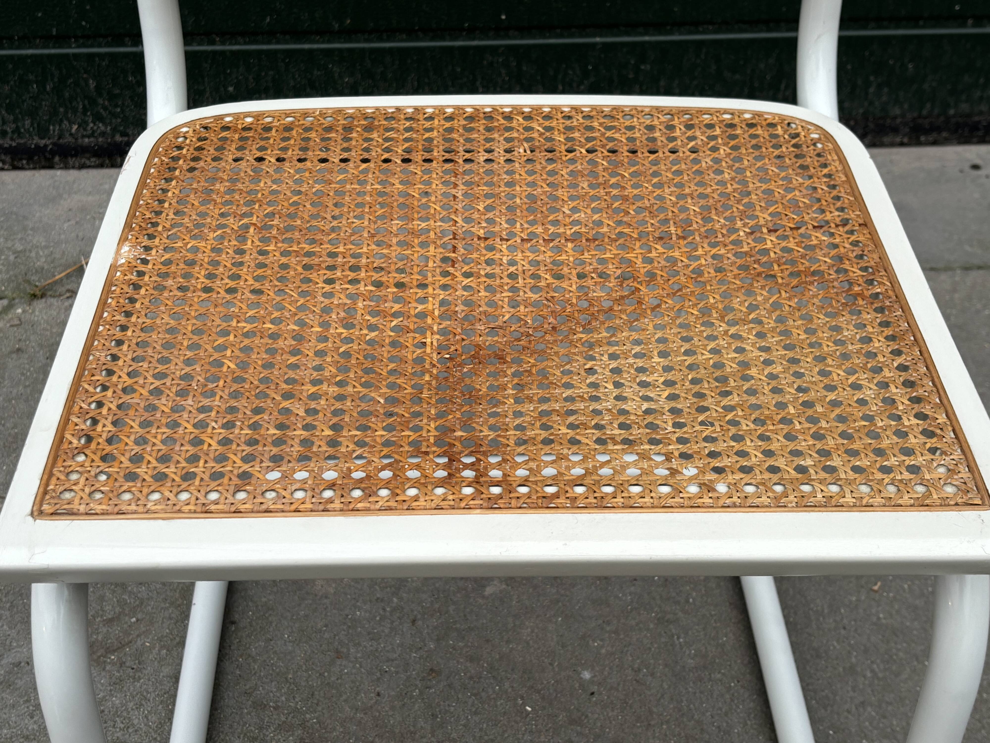 Lot de 4 chaises Cesca modèle b32 par Marcel Breuer Design