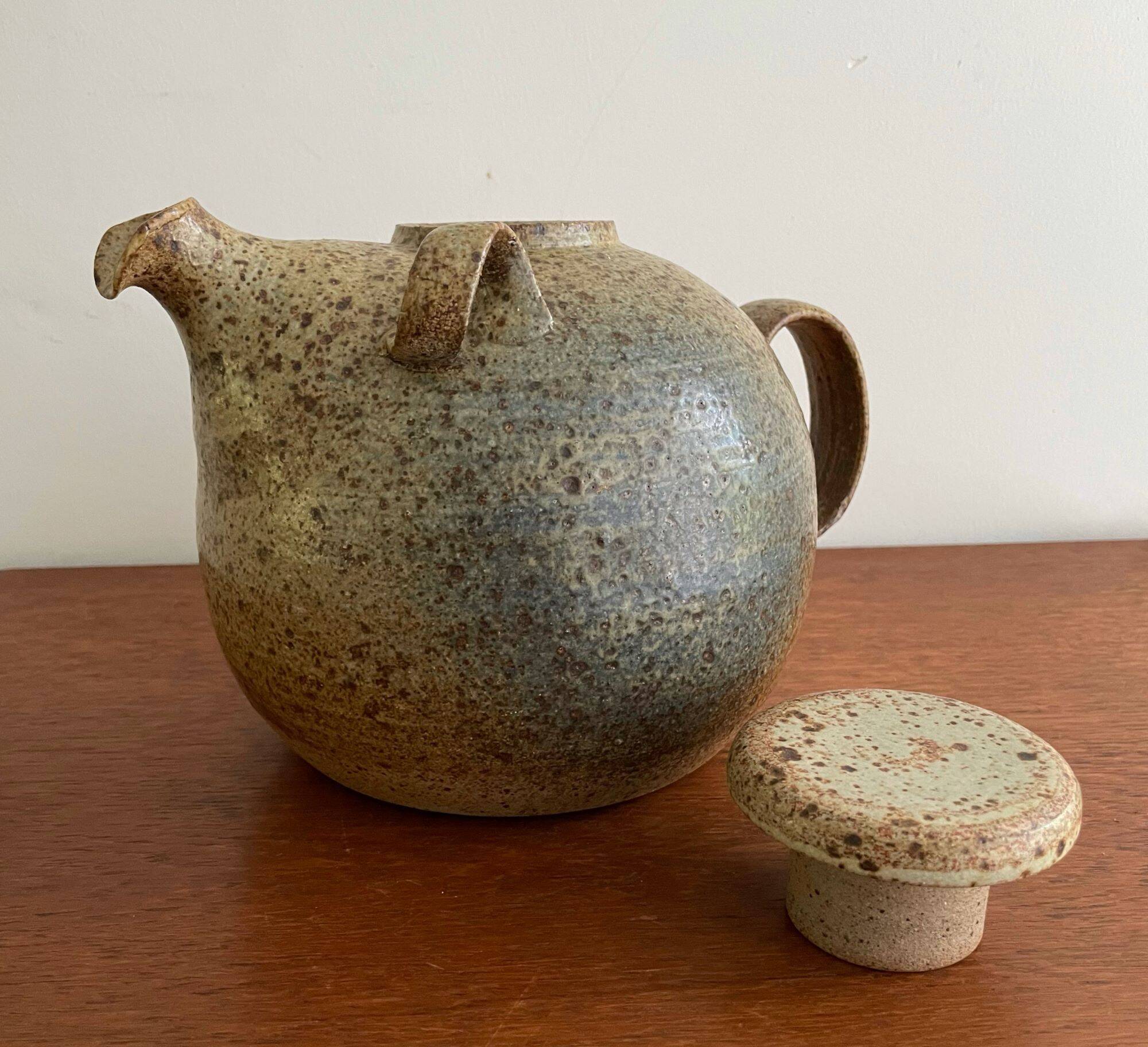 Rare ceramic tea pot (Unica) by Arne Bang, Denmark, 1950s