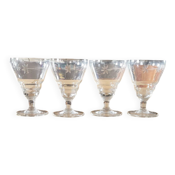4 verres à pied Art Déco en verre gravé
