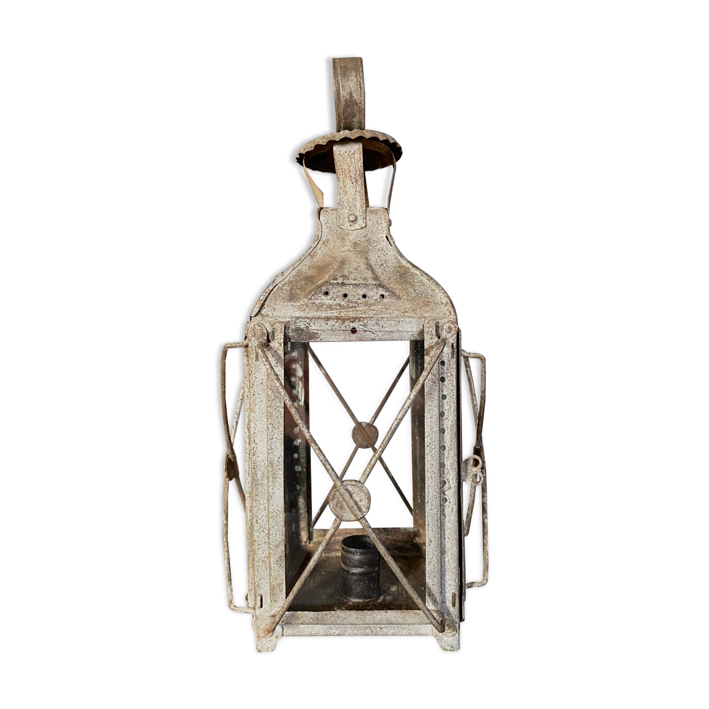 Lantern candle holder with glasses