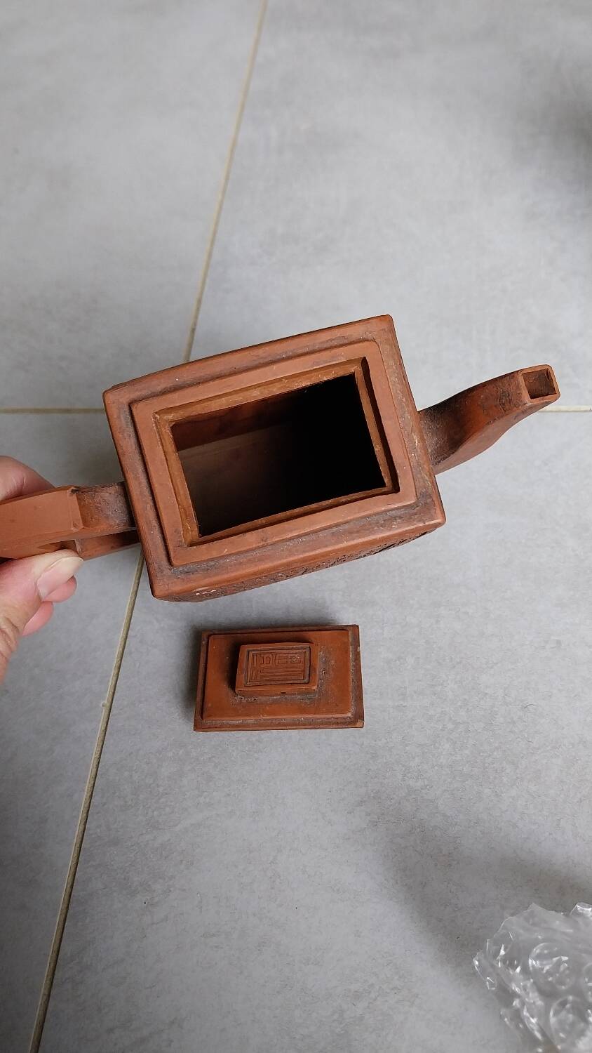 Yixing fine stoneware teapot