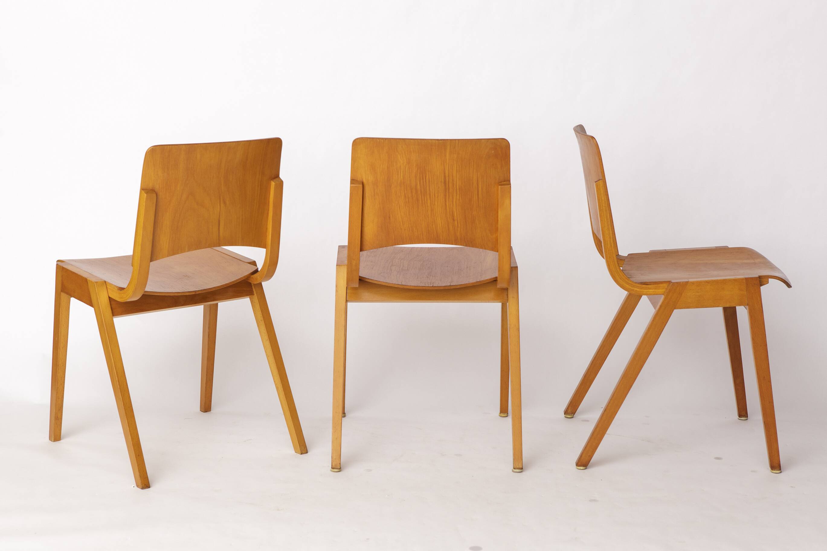 Set of 6 Wilkhahn Stackable Chairs – Beech Wood – Germany 1970s – Vintage
