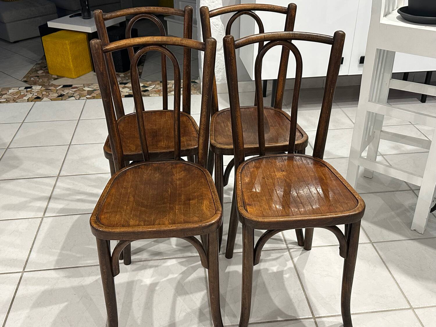 Suite de 4 chaises de Bistrot Baumann années 1930