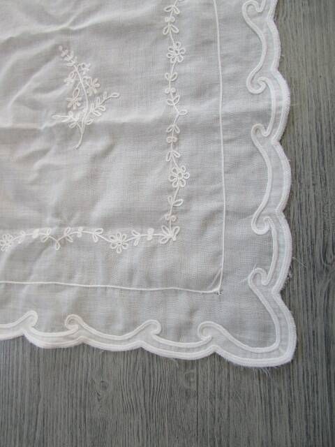 Voile De Berceau ancien avec dessus de lit assorti