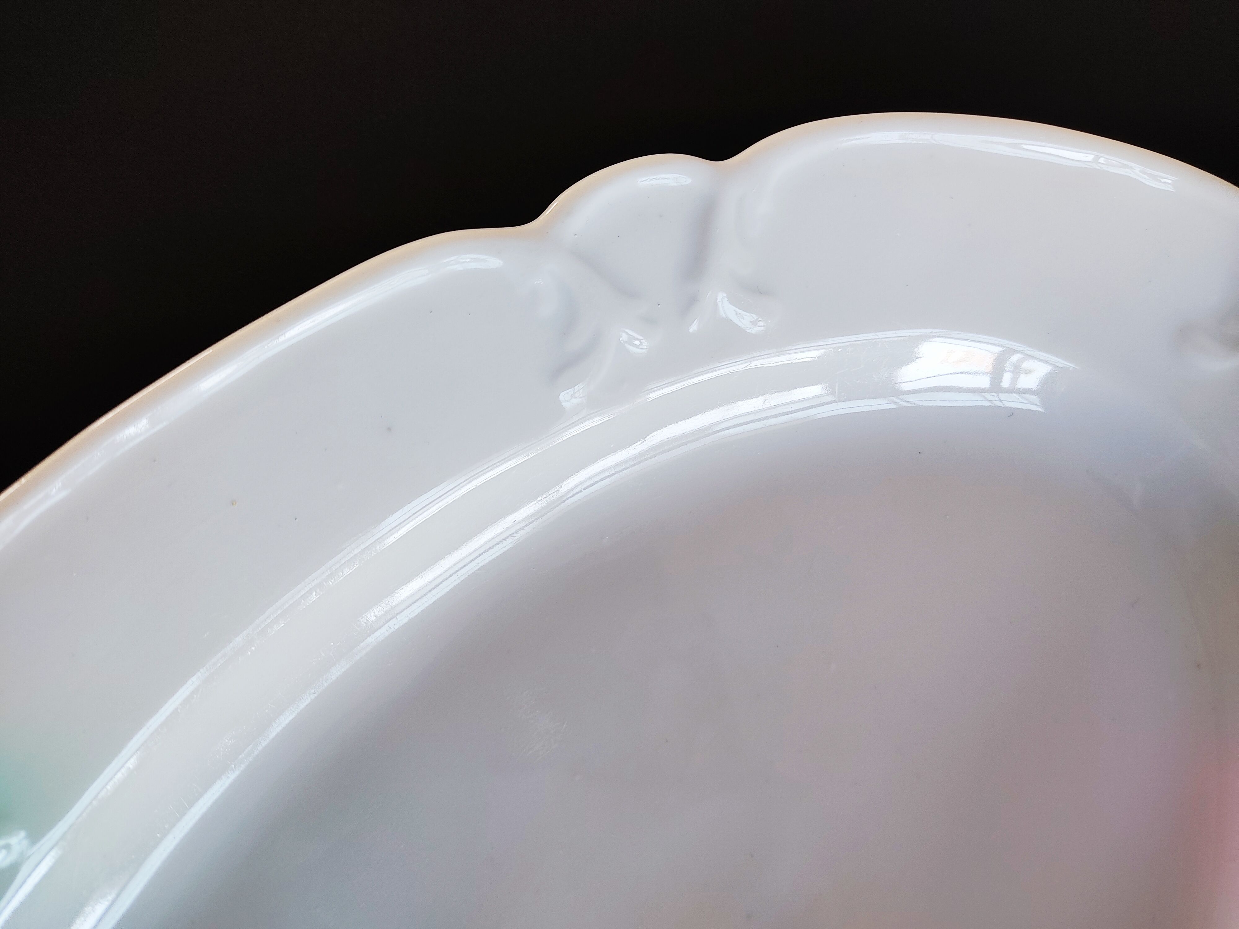 White porcelain oval dish around 1900 38 x 26 cm