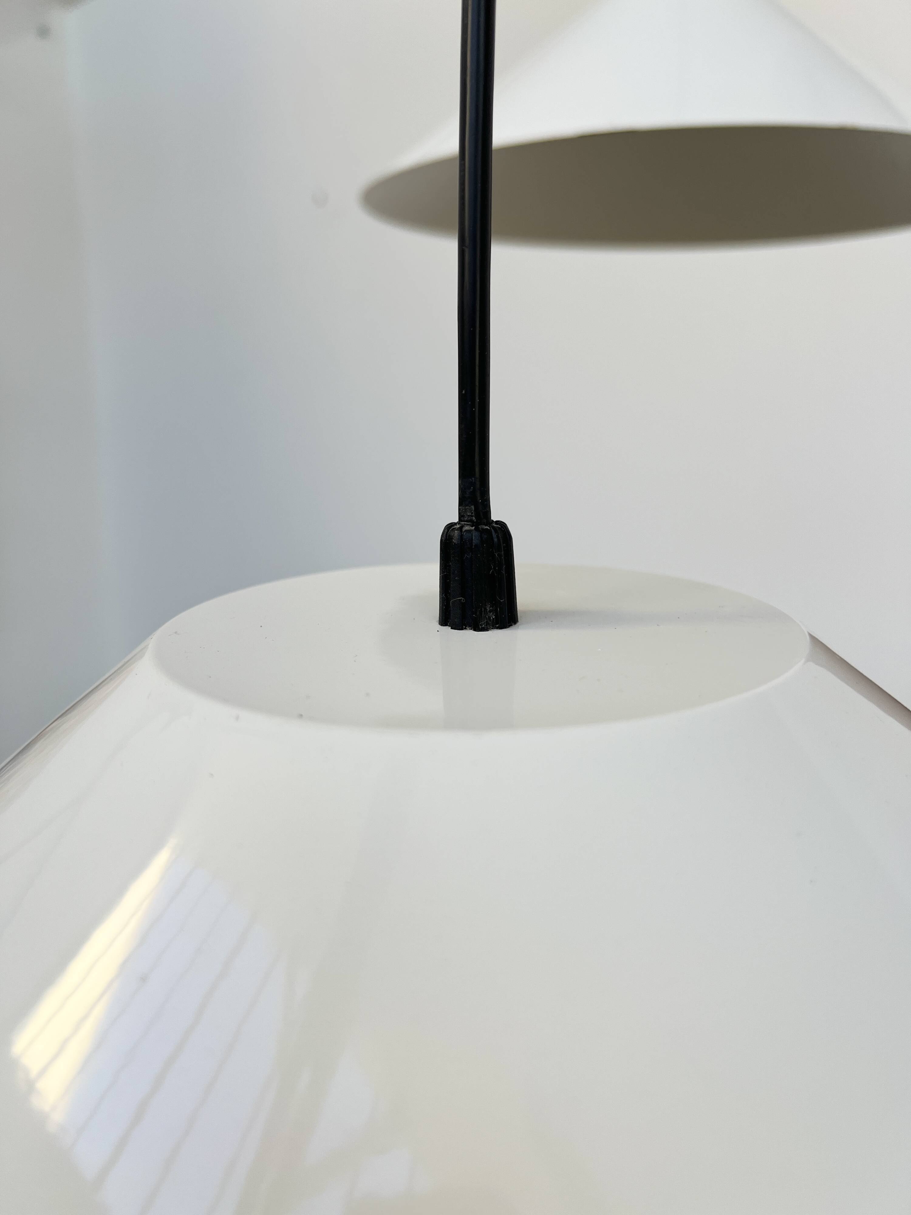 Lita 6047 White Pendant Light – Ø50 – 80s French Industrial Design