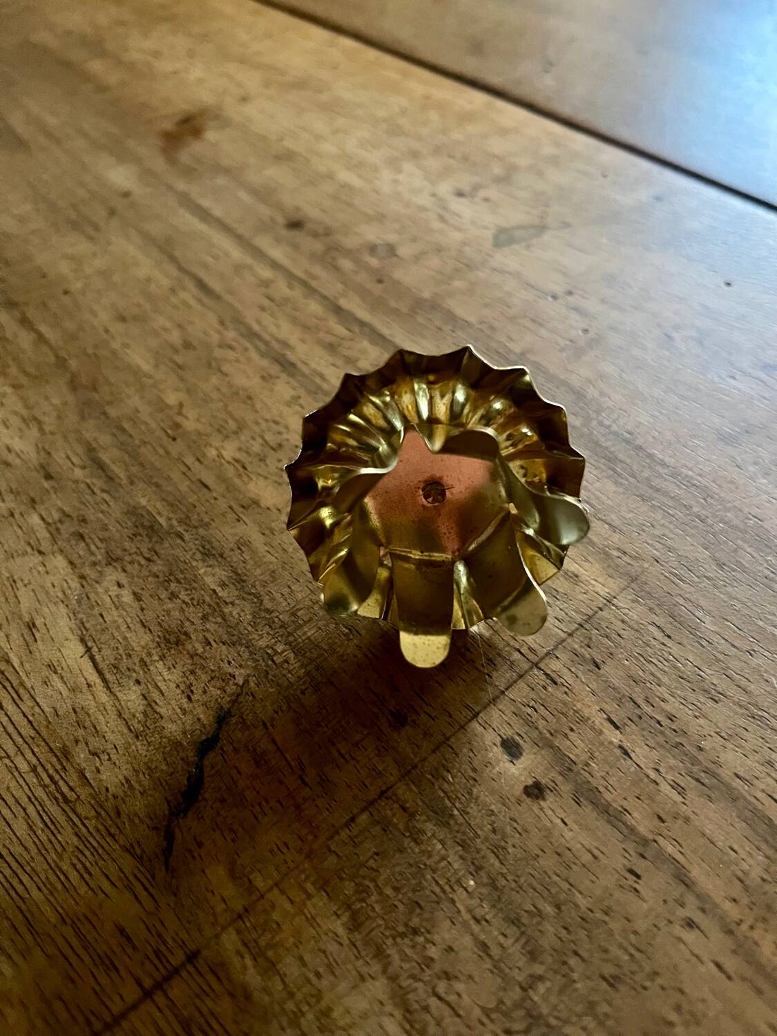 Set of brass candle holders x15