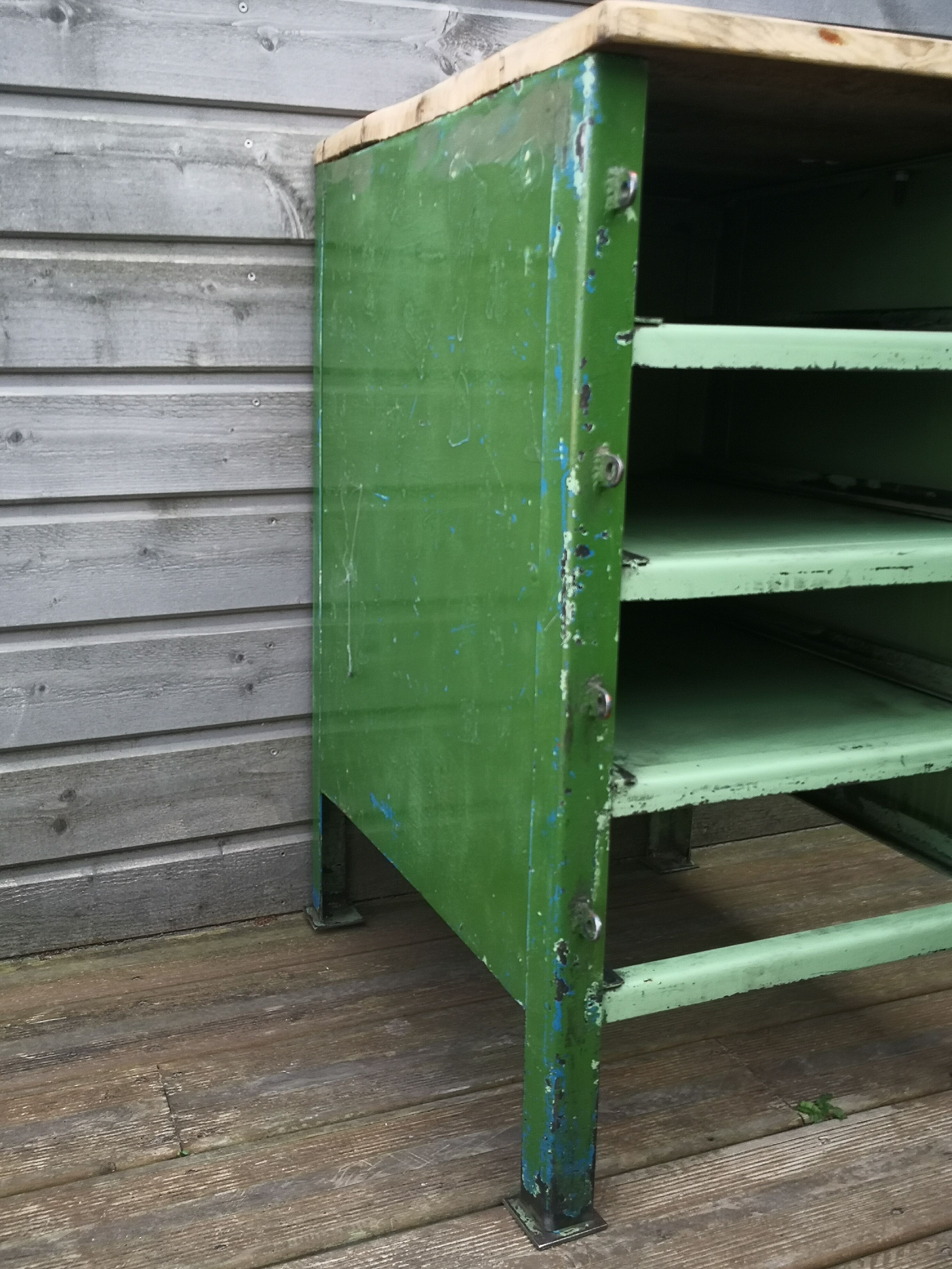 Drawer cabinet, sheet metal service for mechanical workshop, industrial