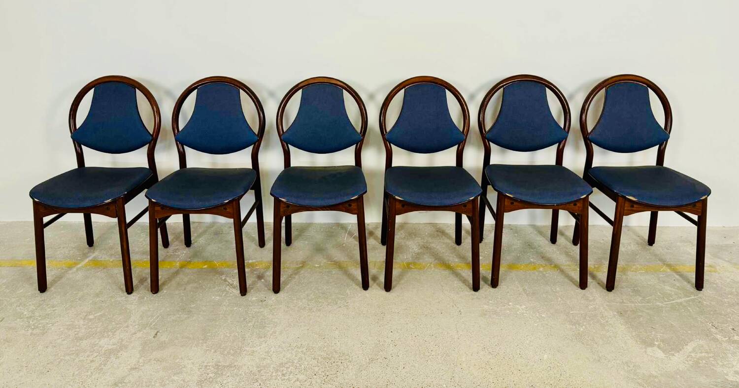 Lot de 12 chaises Baumann vintage assise Skaï bleu