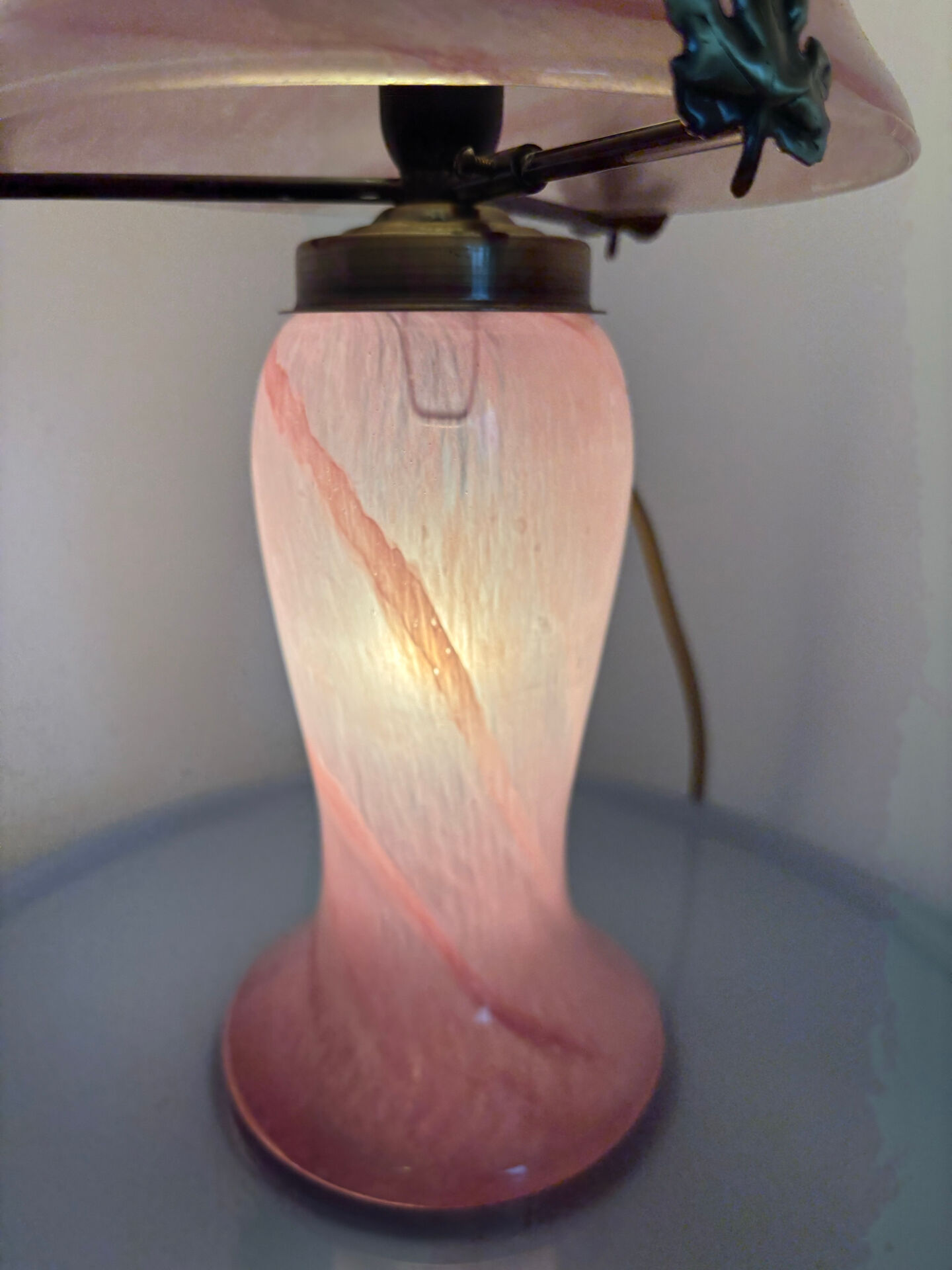 Vintage pink glass table lamp – Mushroom shade and base in