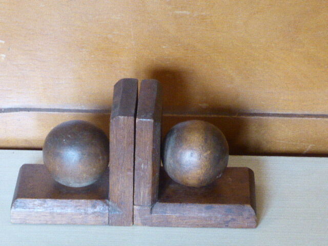 Paire de serres livre les boules en bois Art Déco