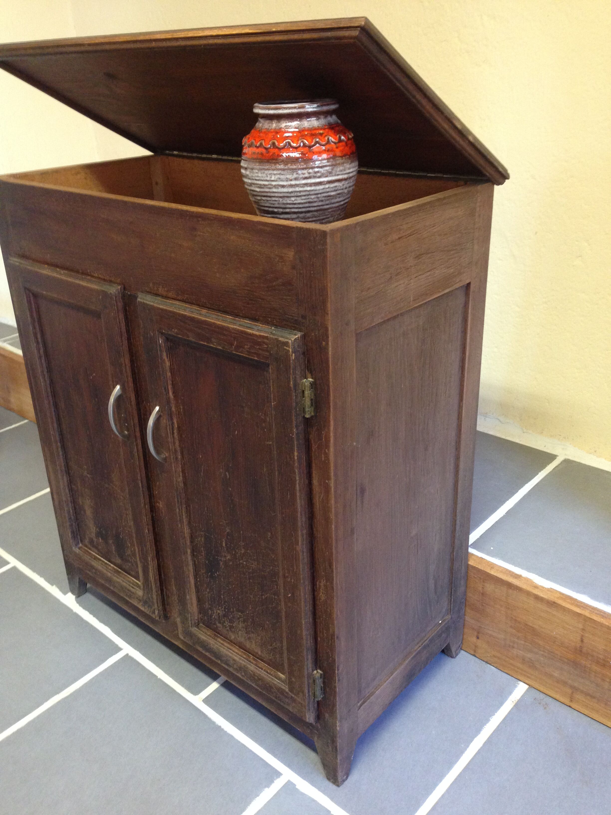 Paris buffet tray trunk