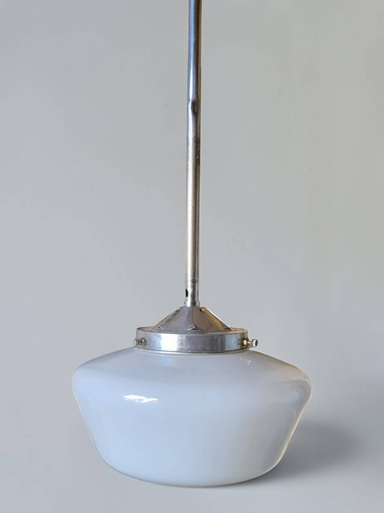 Suspension verre opalin Années 50