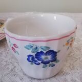 Tea cups
