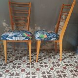 Pair of one-piece chairs