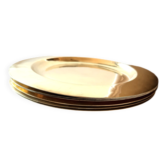 8 large dessert plates in brass