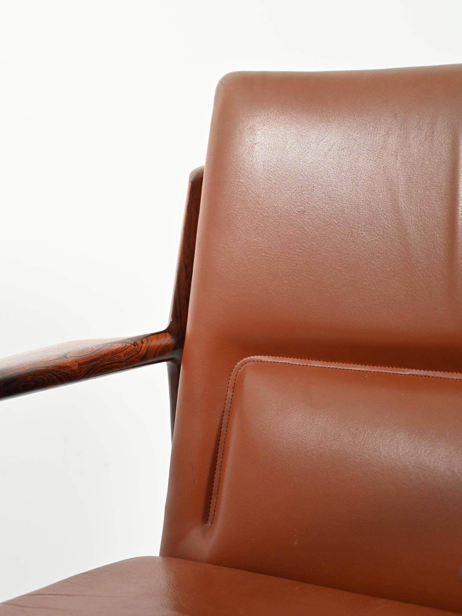 Pair of "Ark" armchairs by Arne Vodder