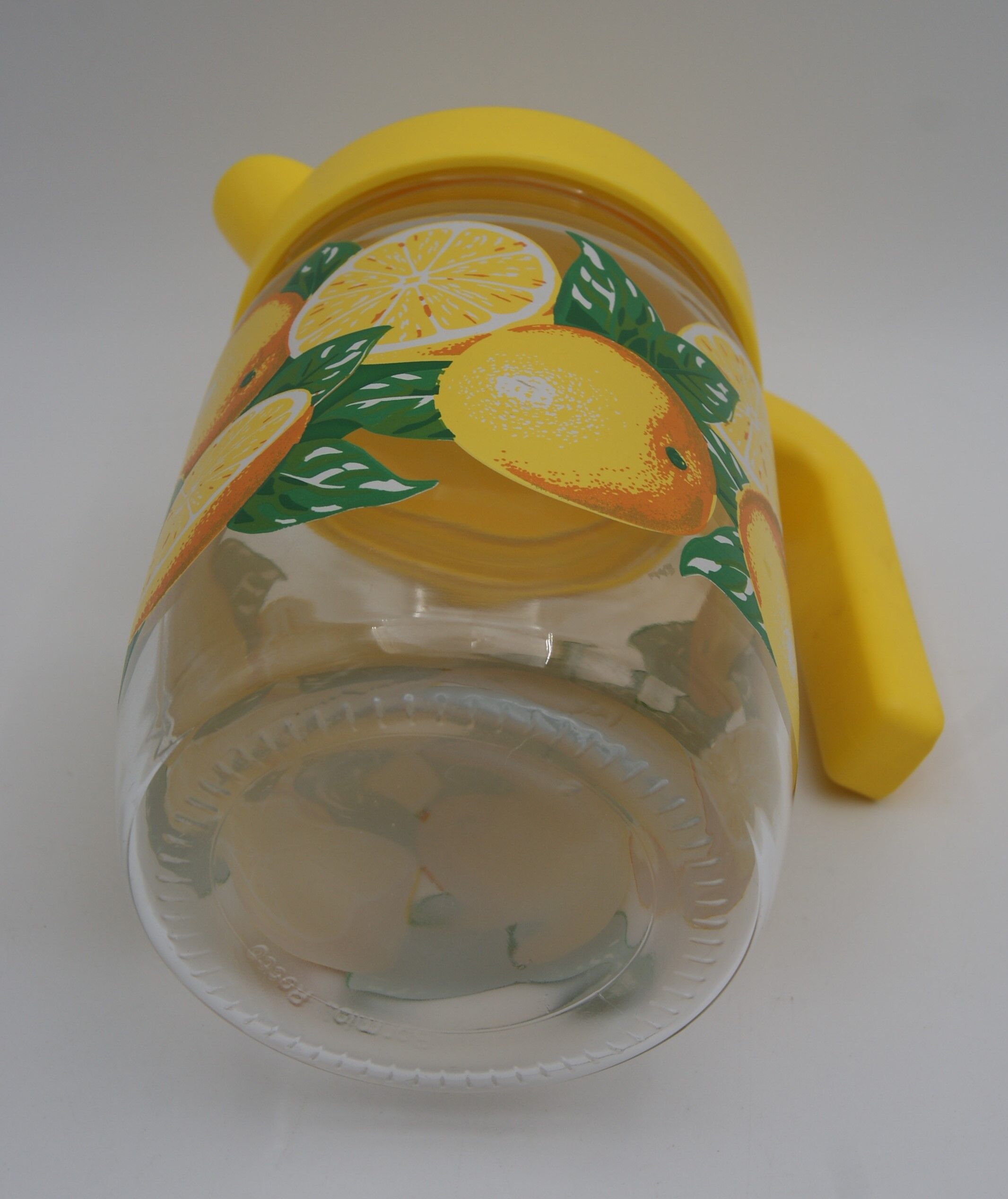Carafe en verre citrons vintage