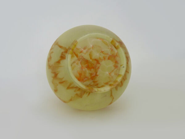 Vase vintage en pâte de verre jaune orangé style Clichy. Année 50 60