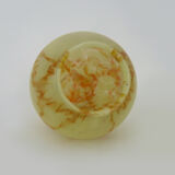 Vase vintage en pâte de verre jaune orangé style Clichy. Année 50 60