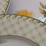 4 vintage porcelain plates