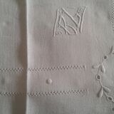 Tablecloth and 12 lined towels