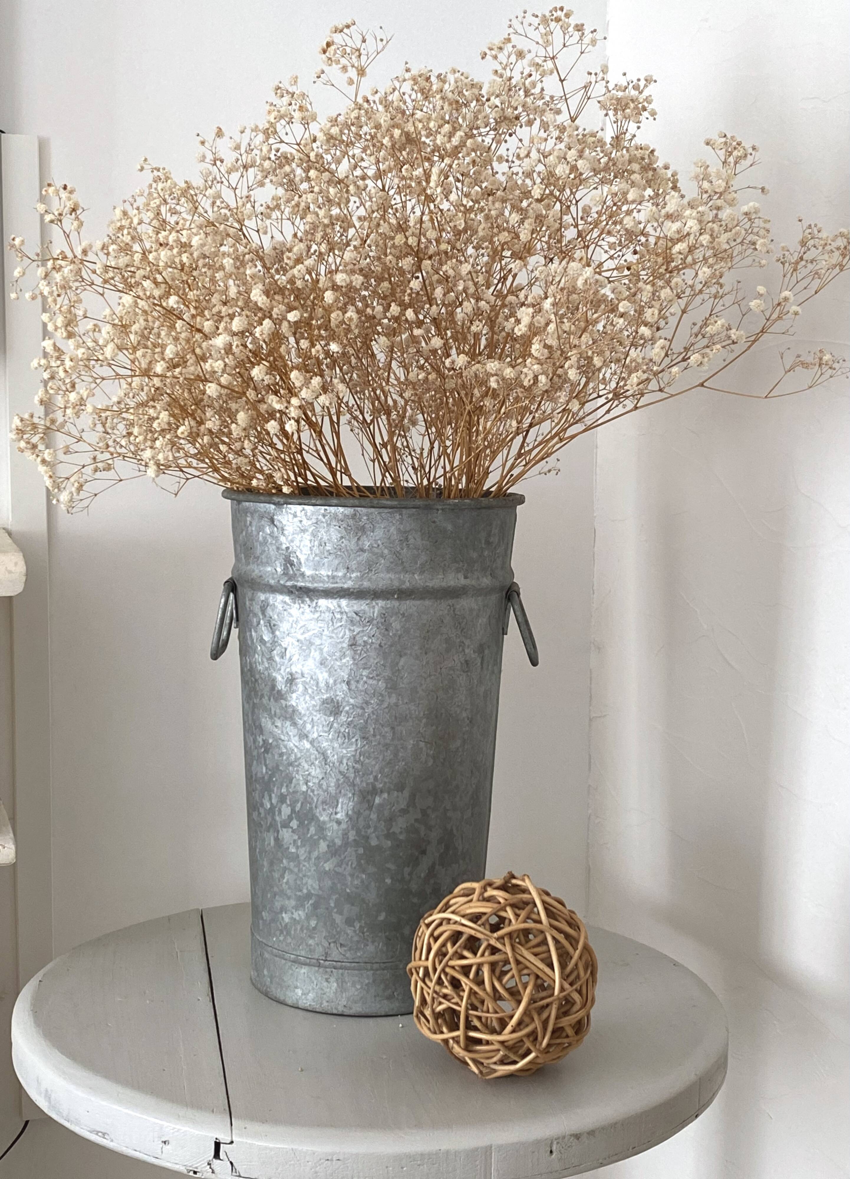 Vase de fleuriste en zinc