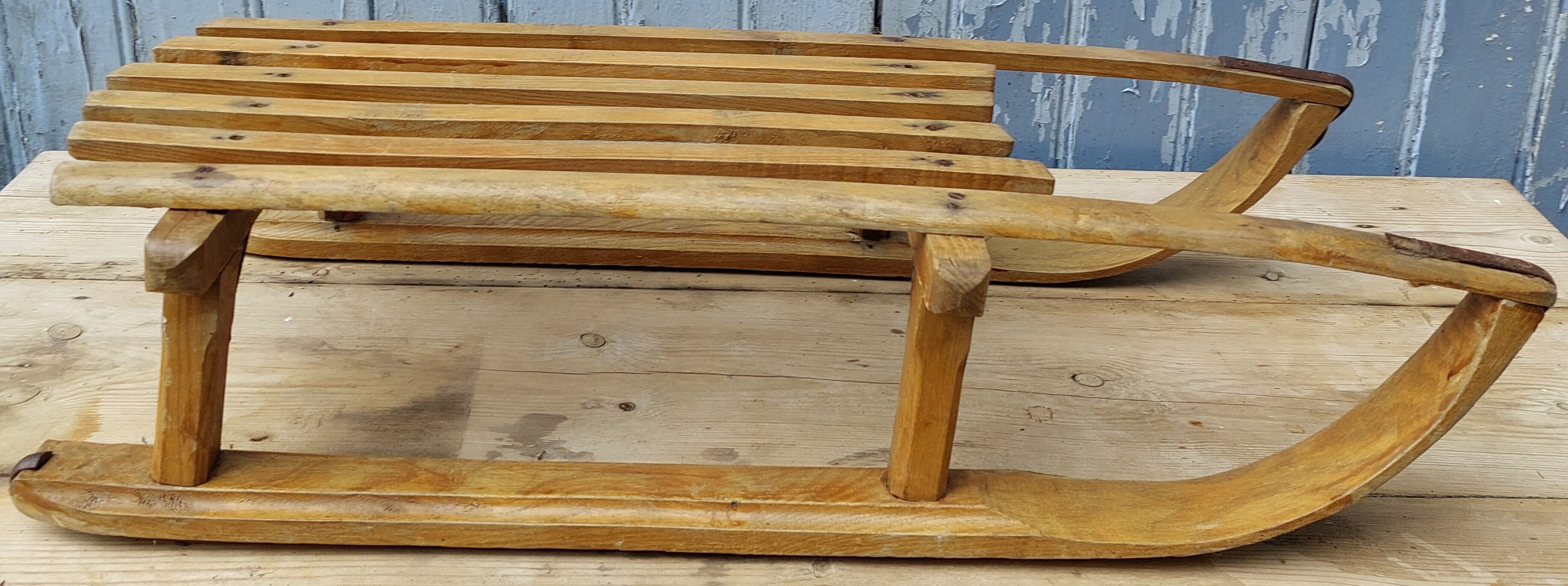 Wooden toboggan