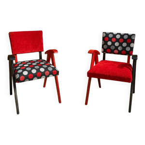 Paire de fauteuils rénovés,