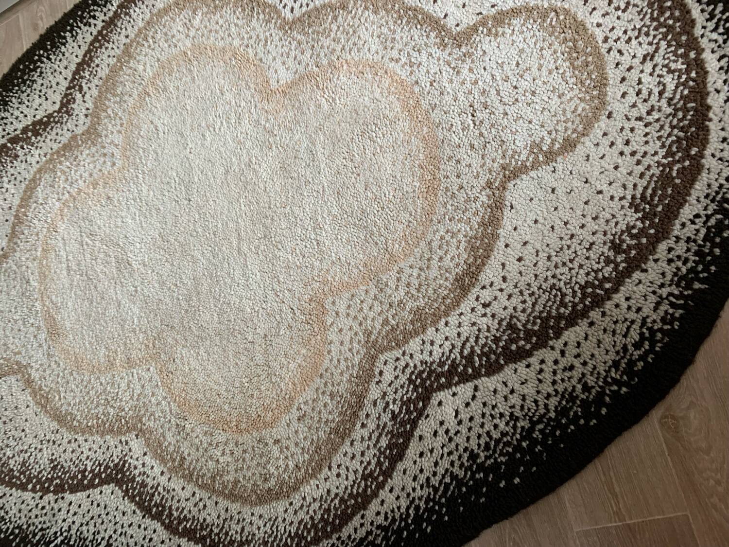 Oval rug from the 70s