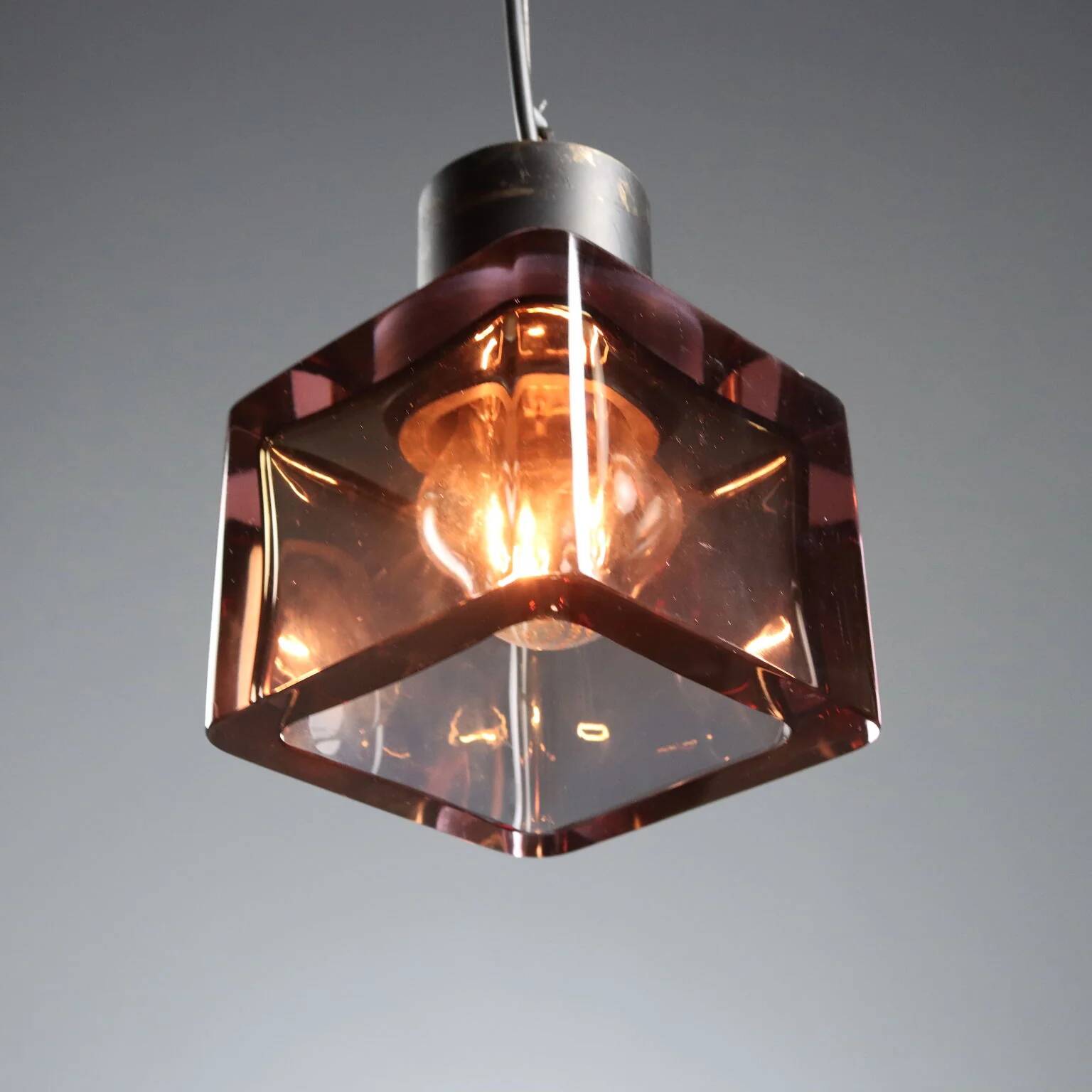 1960s lamp attributed to the Seguso manufacture.