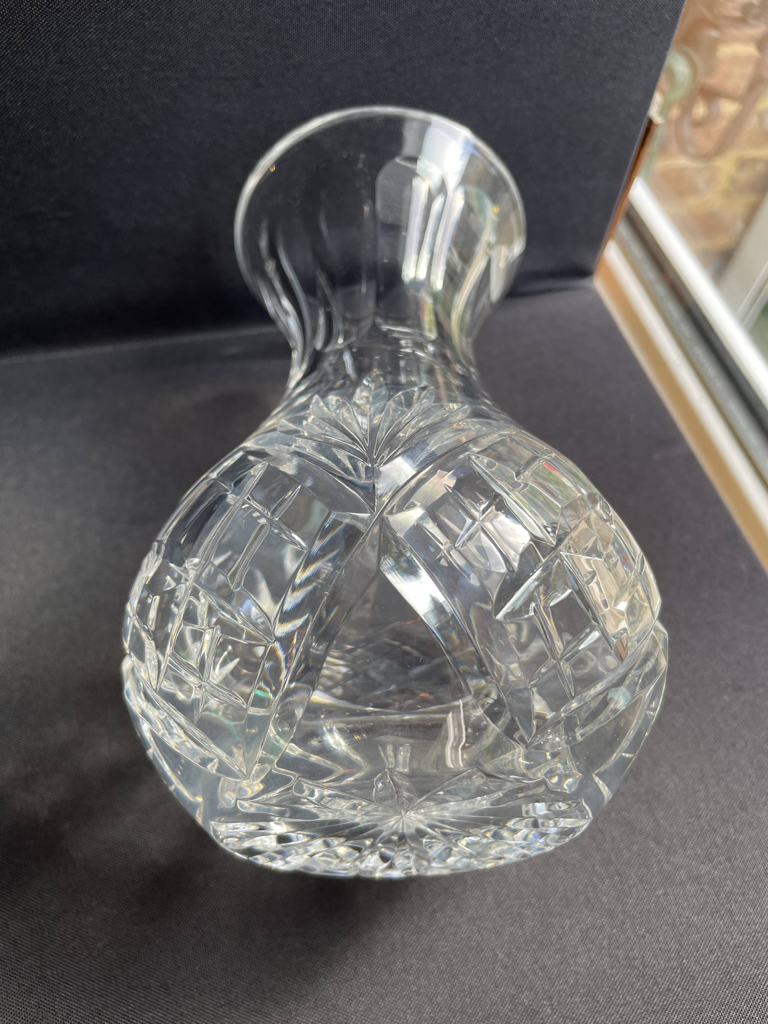 Cut crystal vase – Saint Louis Chantilly