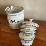 Série de 6 pots à épice en tôle émaillée