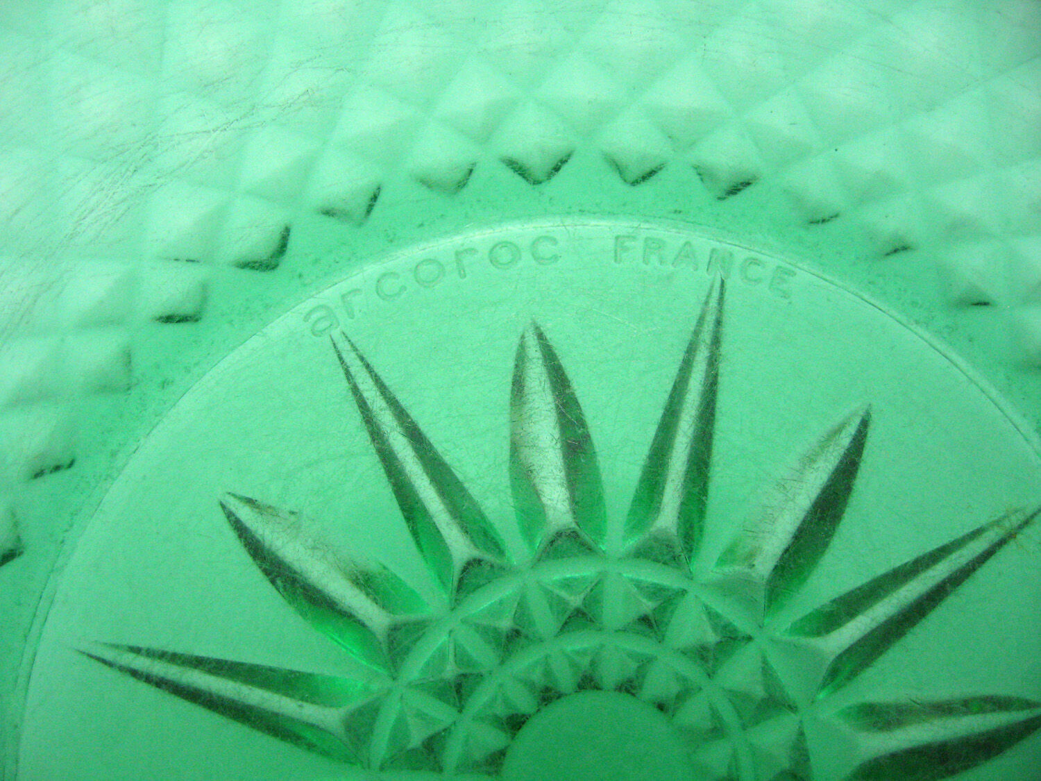 3 glass bowls soaked emerald green - Arcoroc France - vintage 60s