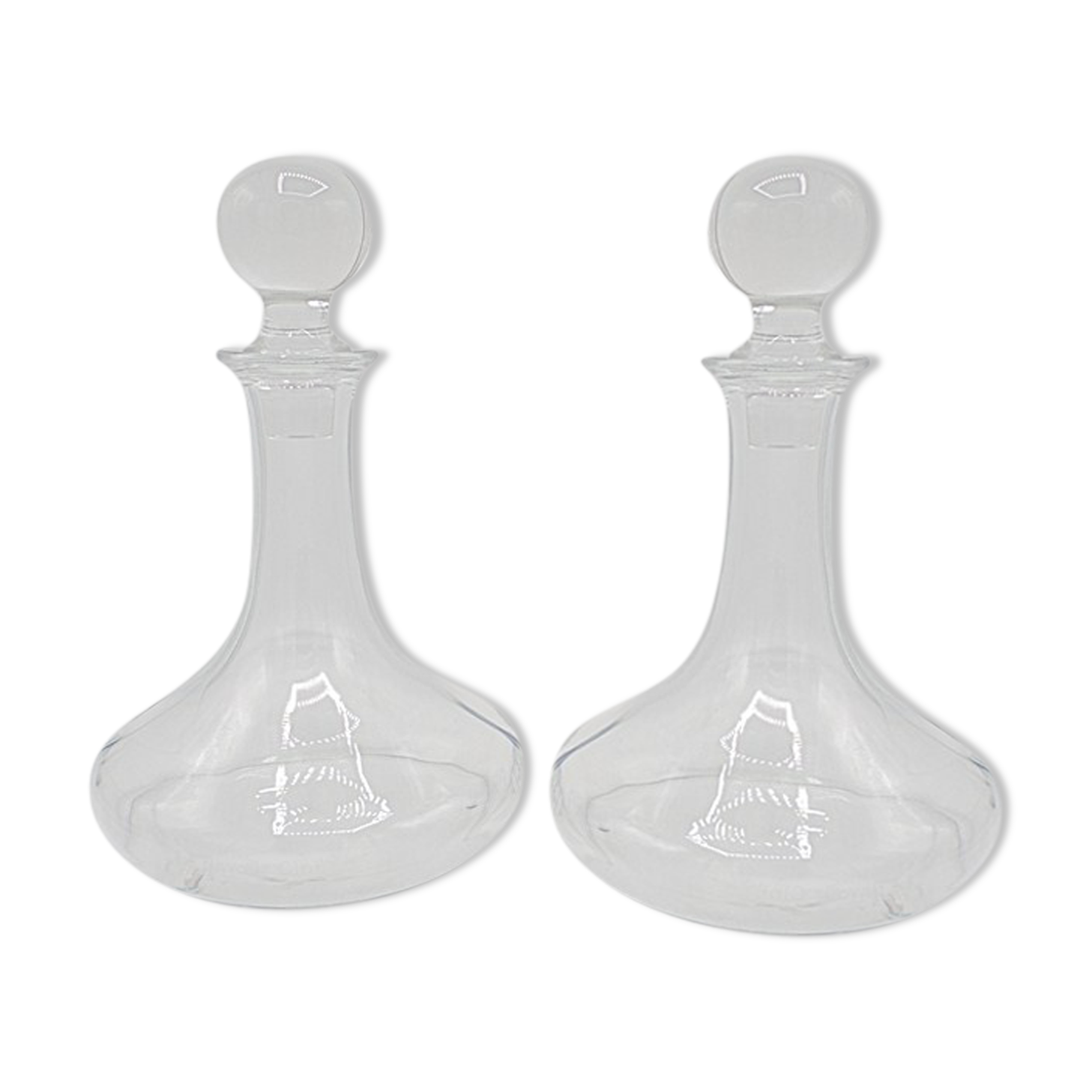 Pair of carafes decanter